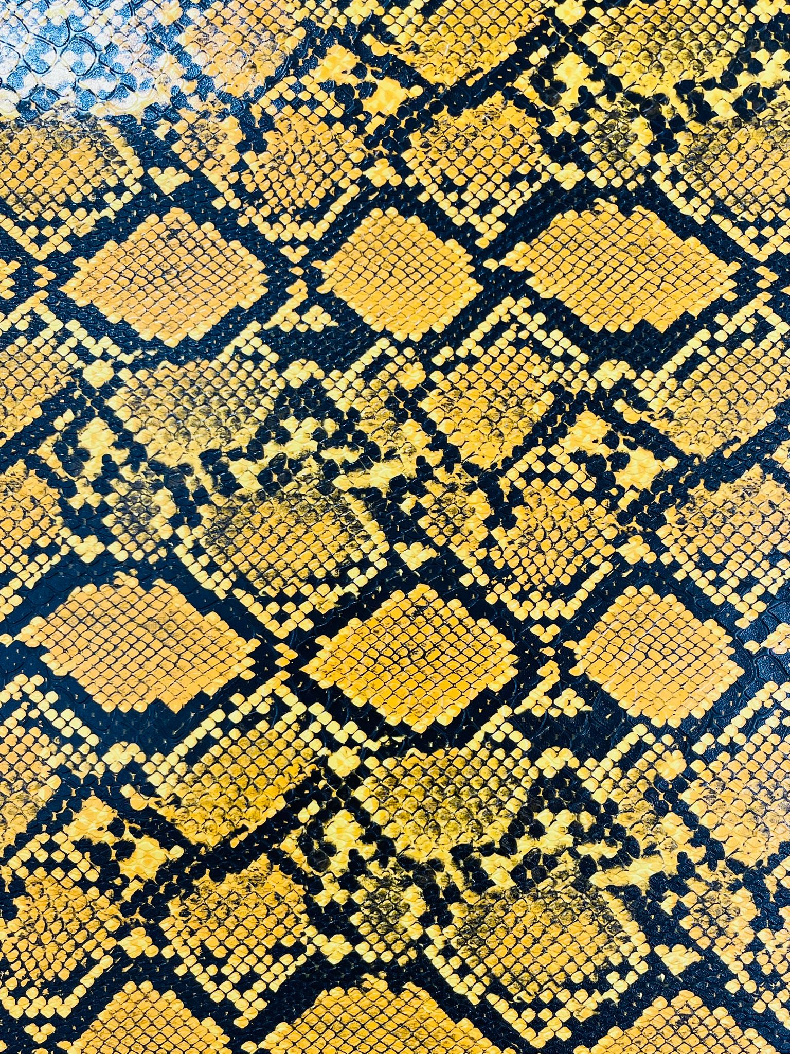 3D SNAKE PVC VINYL (by the yard) - New Creations Fabric & Foam Inc