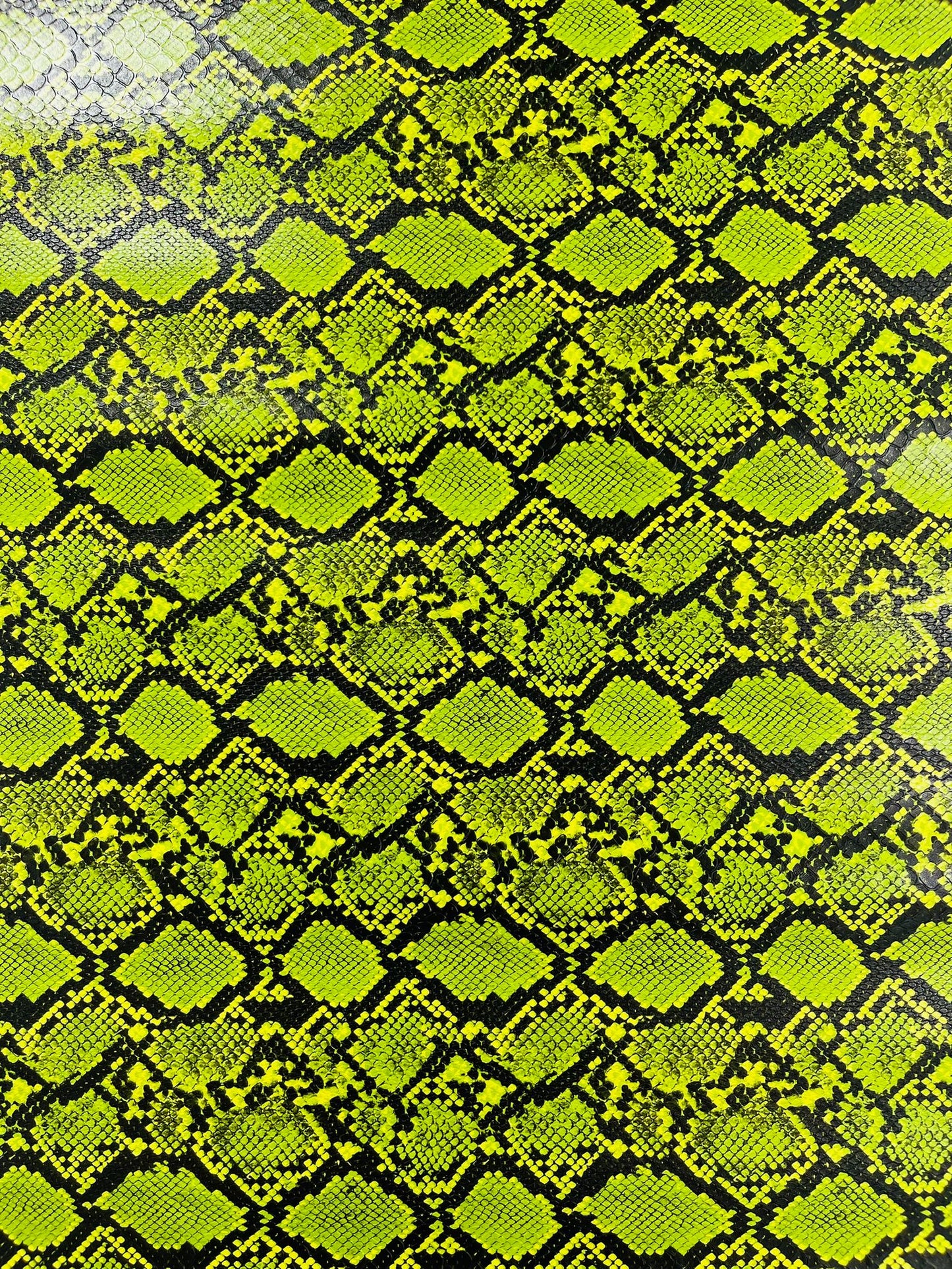 3D SNAKE PVC VINYL (by the yard) - New Creations Fabric & Foam Inc