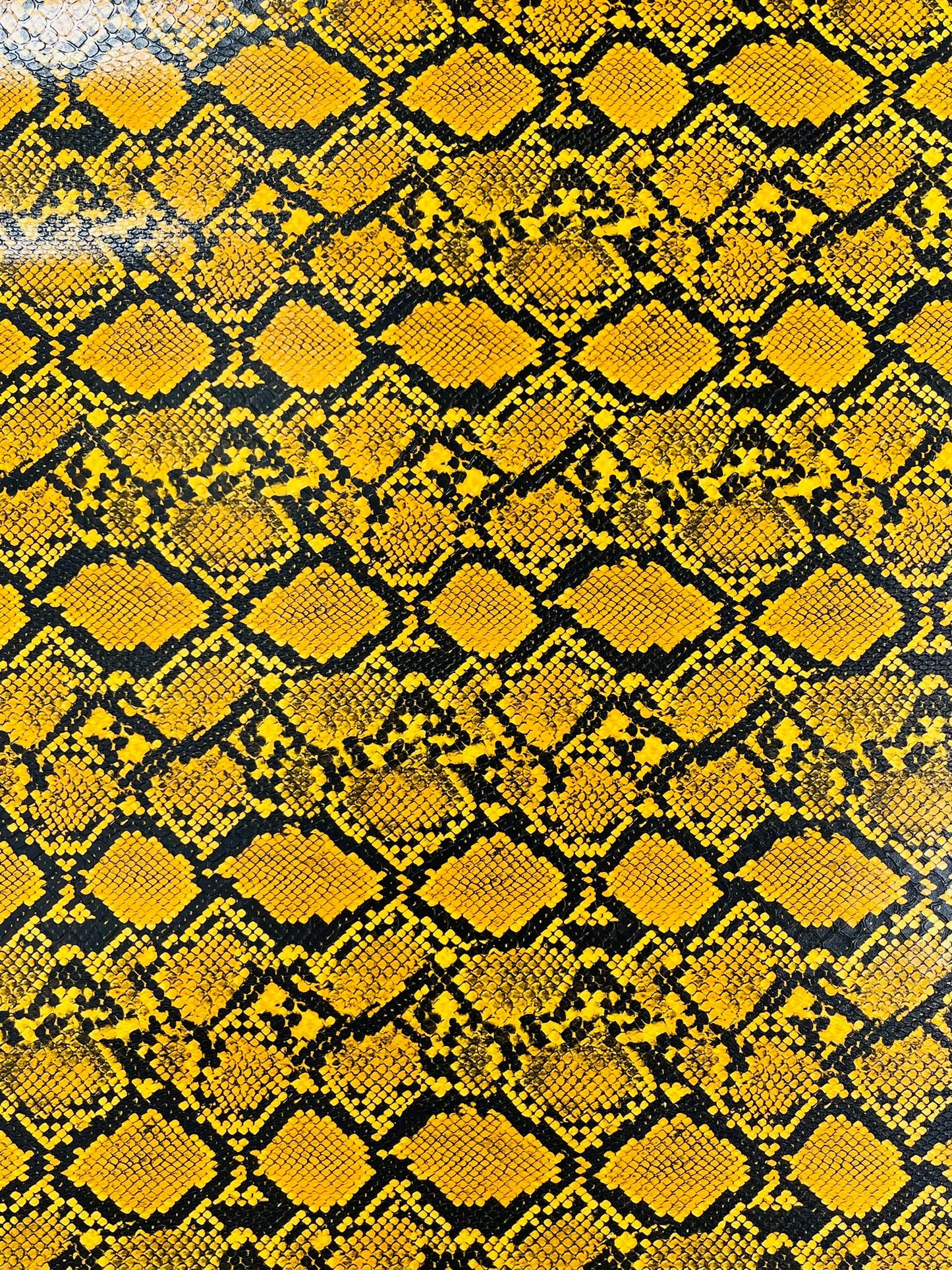 3D SNAKE PVC VINYL (by the yard) - New Creations Fabric & Foam Inc