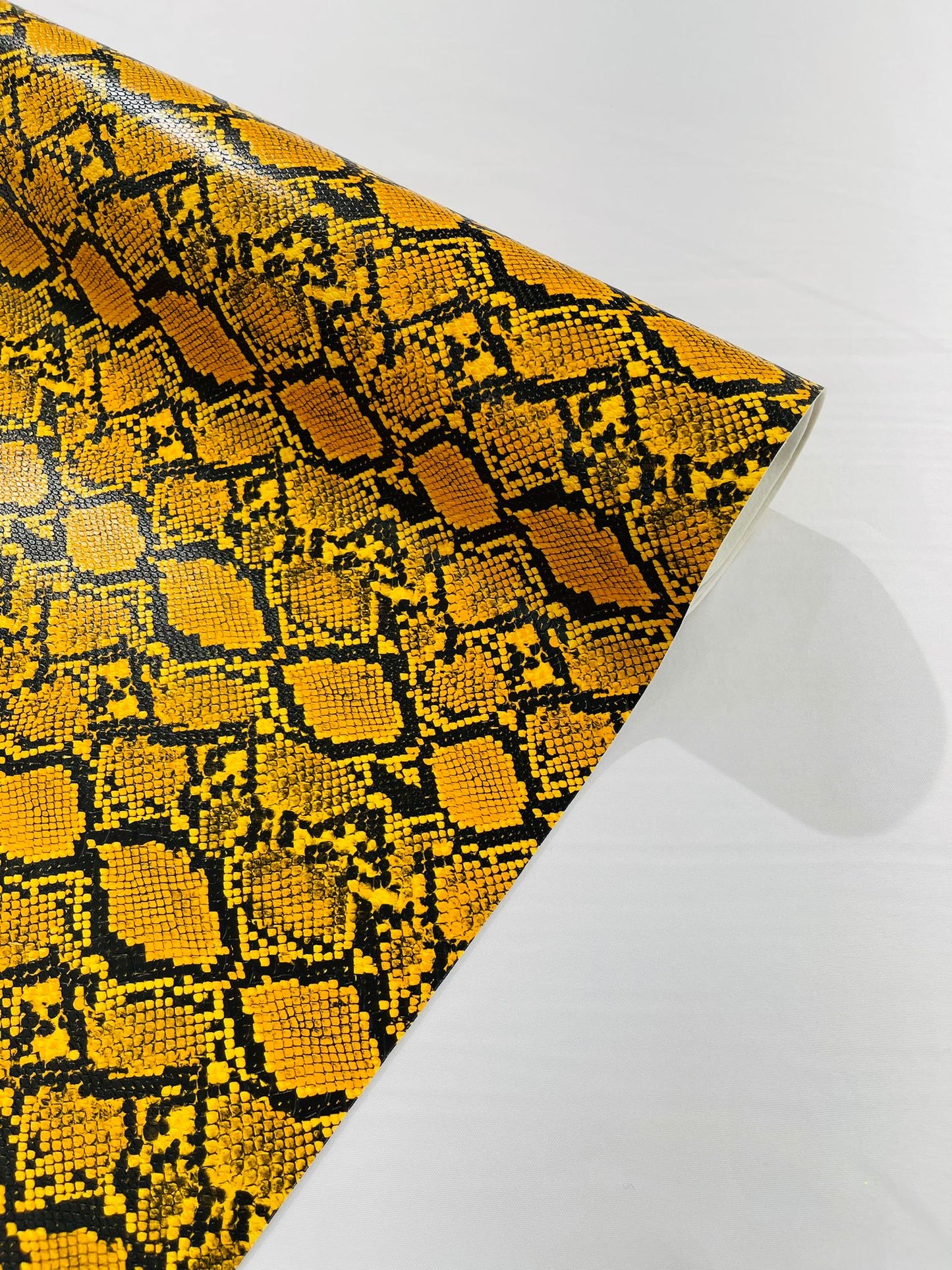 3D SNAKE PVC VINYL (by the yard) - New Creations Fabric & Foam Inc