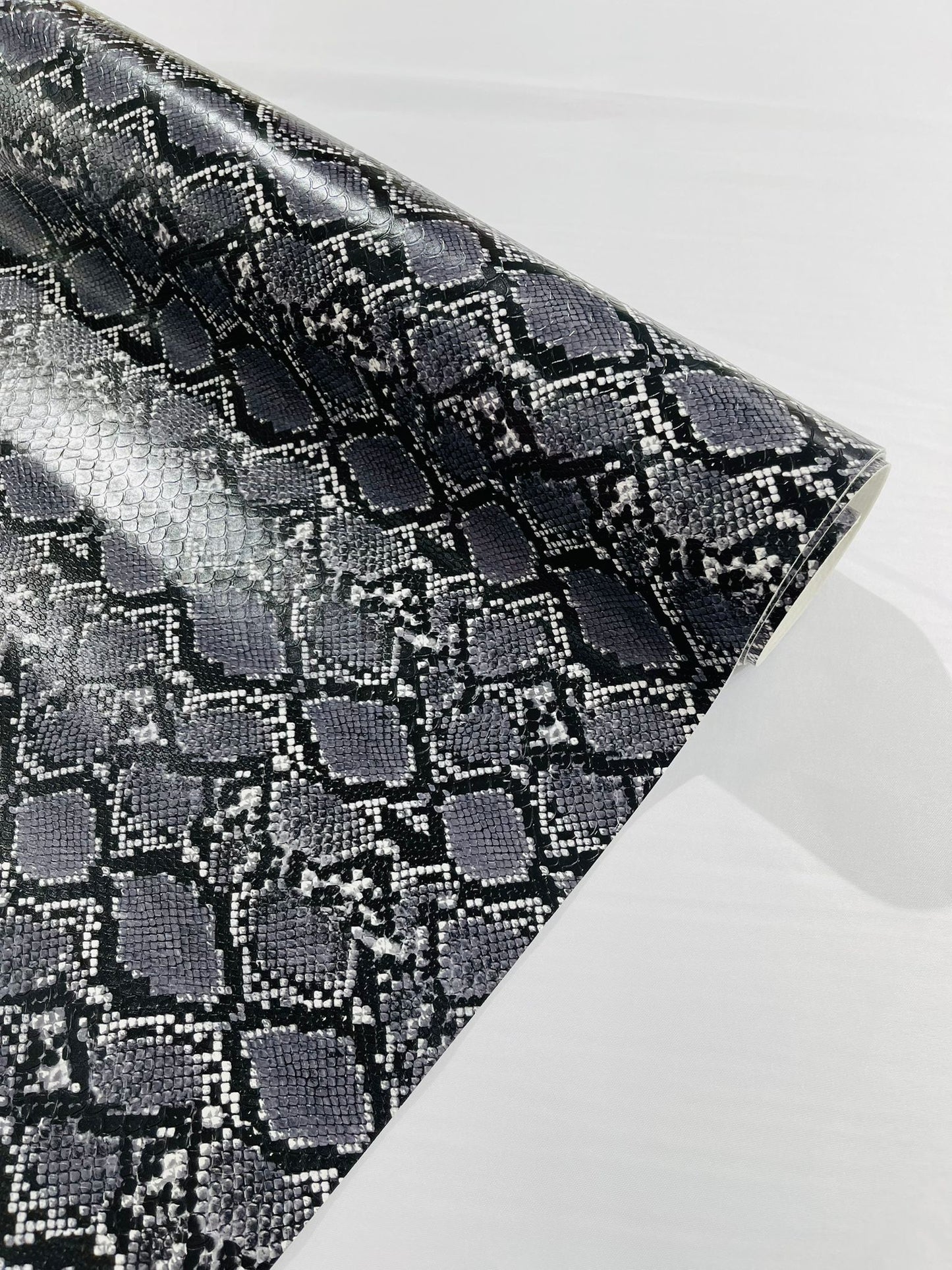 3D SNAKE PVC VINYL (by the yard) - New Creations Fabric & Foam Inc