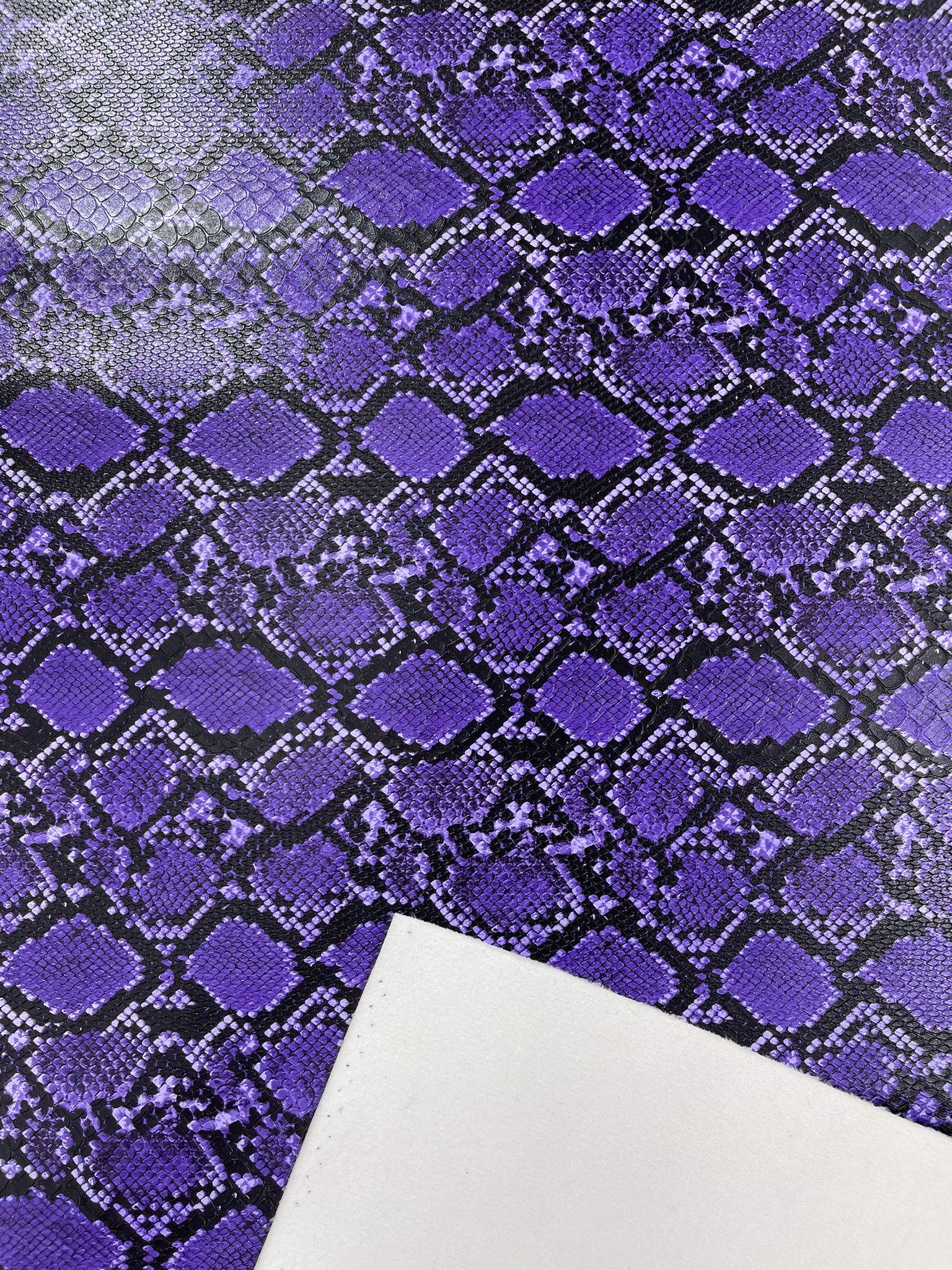 3D SNAKE PVC VINYL (by the yard) - New Creations Fabric & Foam Inc