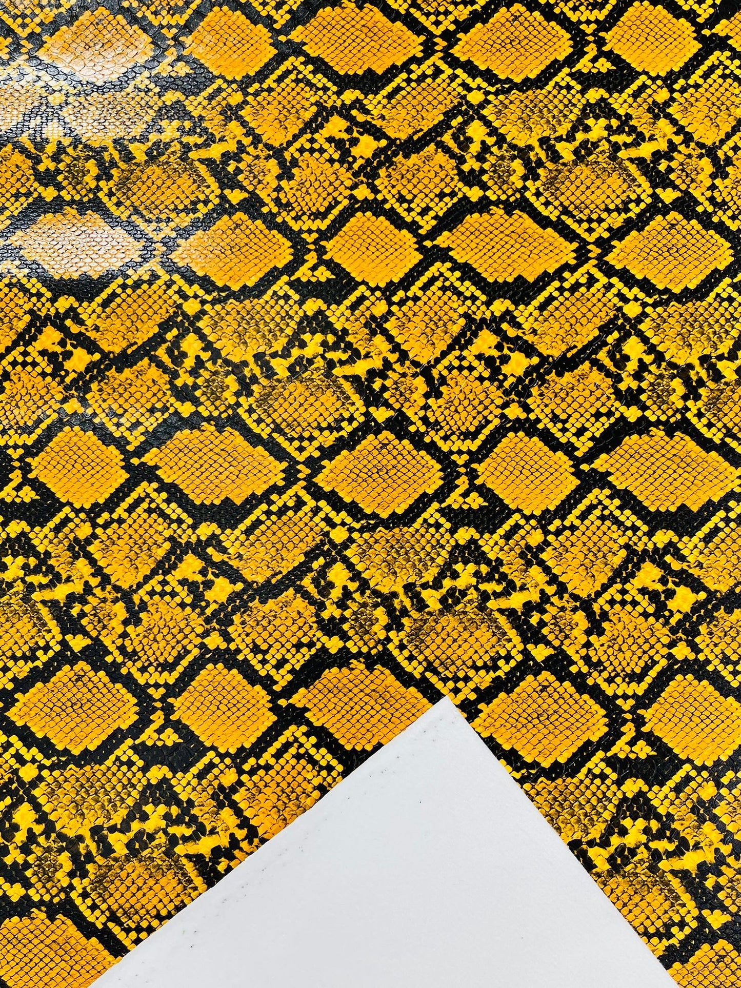 3D SNAKE PVC VINYL (by the yard) - New Creations Fabric & Foam Inc