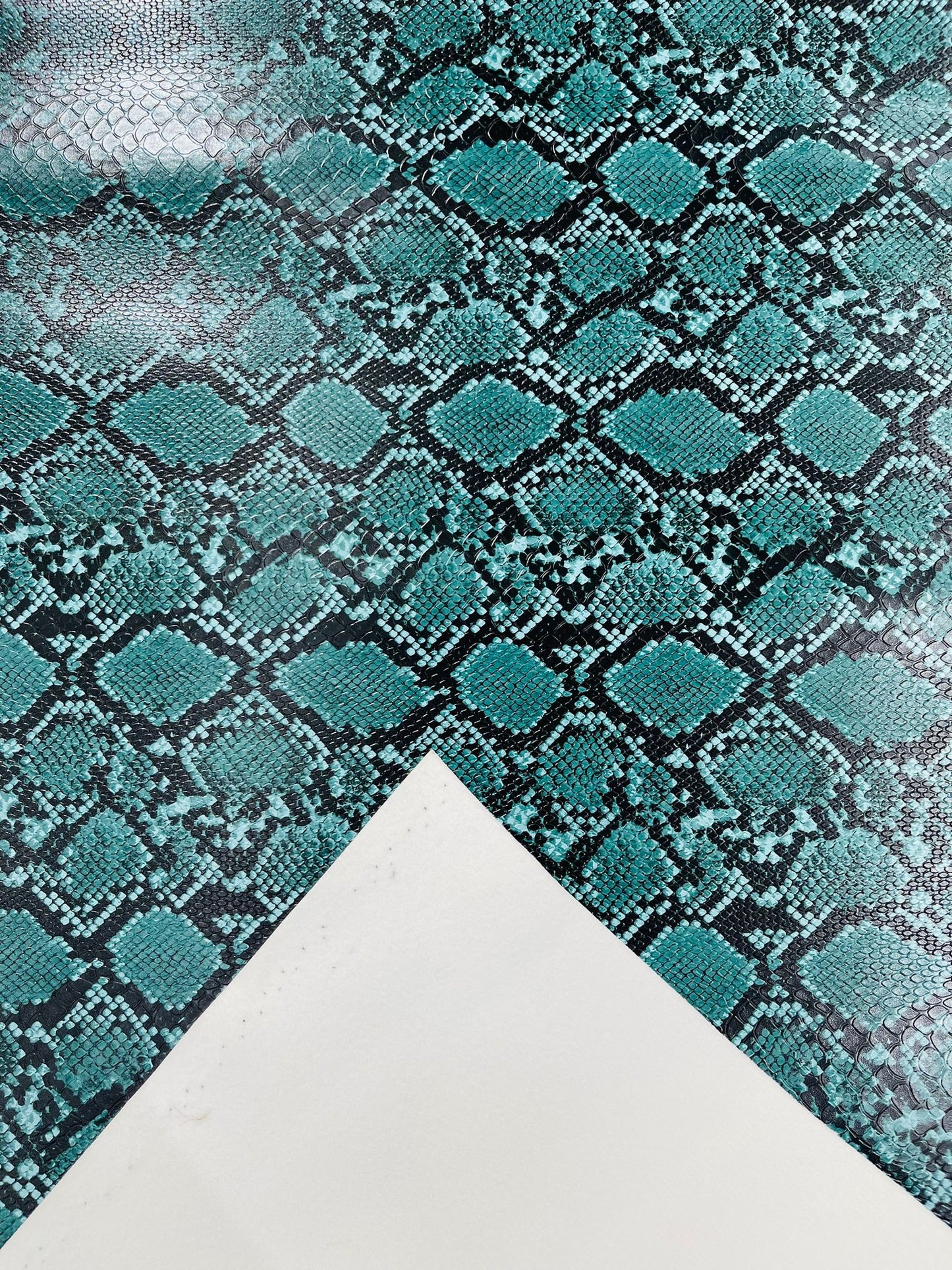 3D SNAKE PVC VINYL (by the yard) - New Creations Fabric & Foam Inc