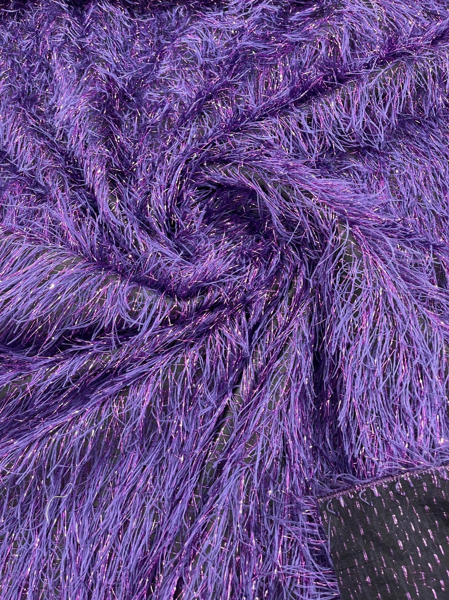 Shaggy Jacquard Faux Ostrich/Eye Lash Feathers Fringe With Metallic Thread (By The Yard) - New Creations Fabric & Foam Inc