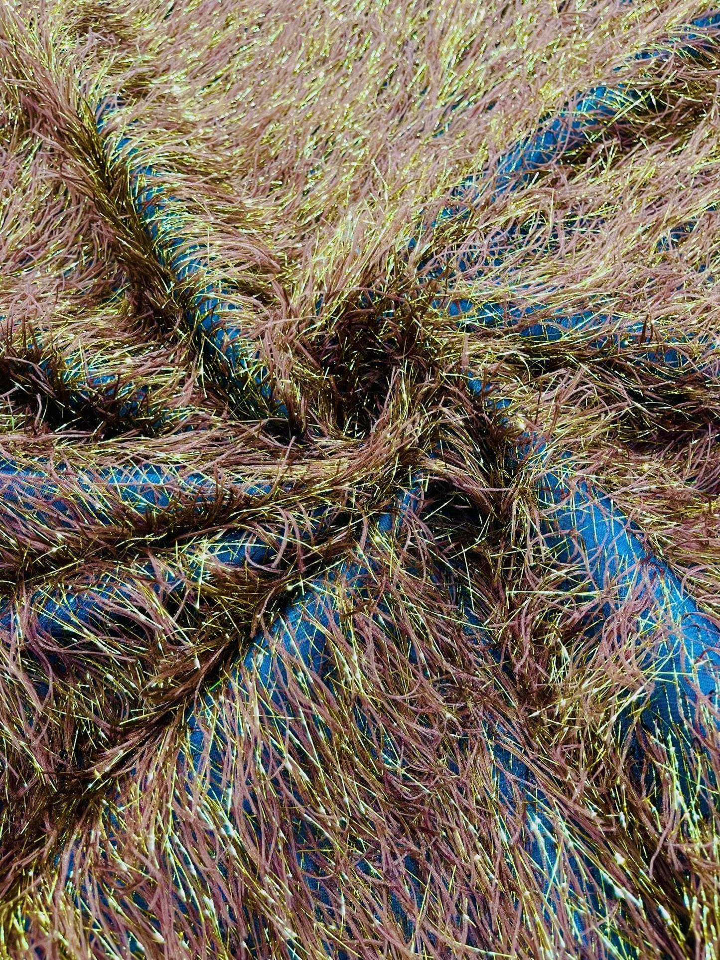 Shaggy Jacquard Faux Ostrich/Eye Lash Feathers Fringe With Metallic Thread (By The Yard) - New Creations Fabric & Foam Inc