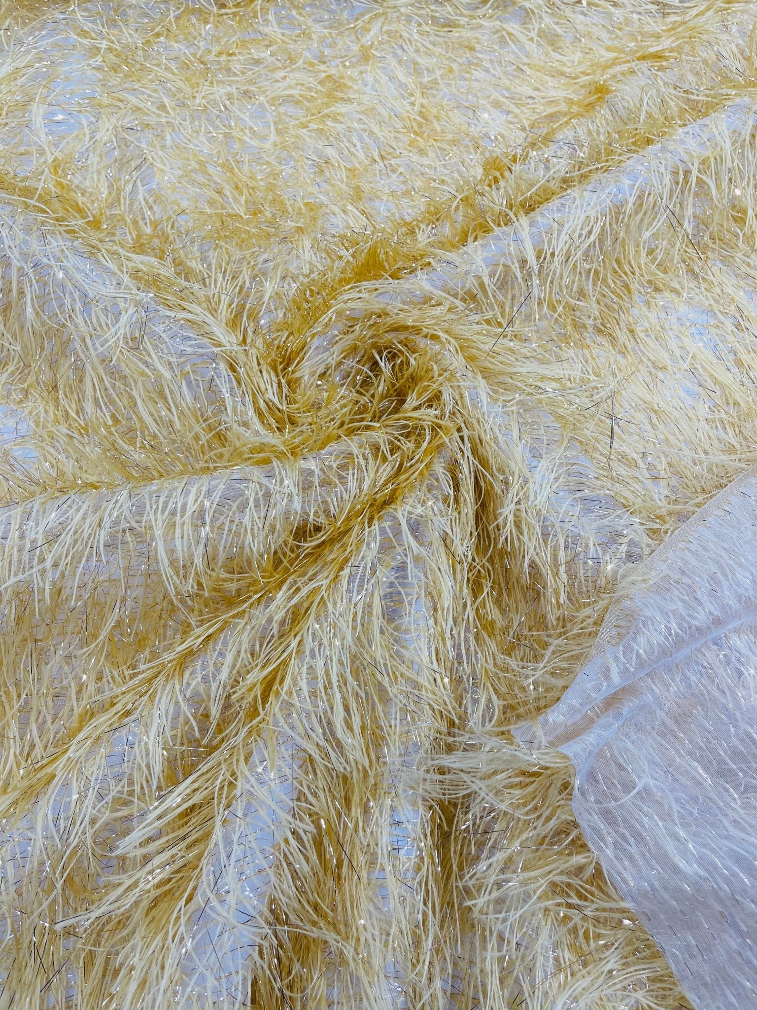 Shaggy Jacquard Faux Ostrich/Eye Lash Feathers Fringe With Metallic Thread (By The Yard) - New Creations Fabric & Foam Inc