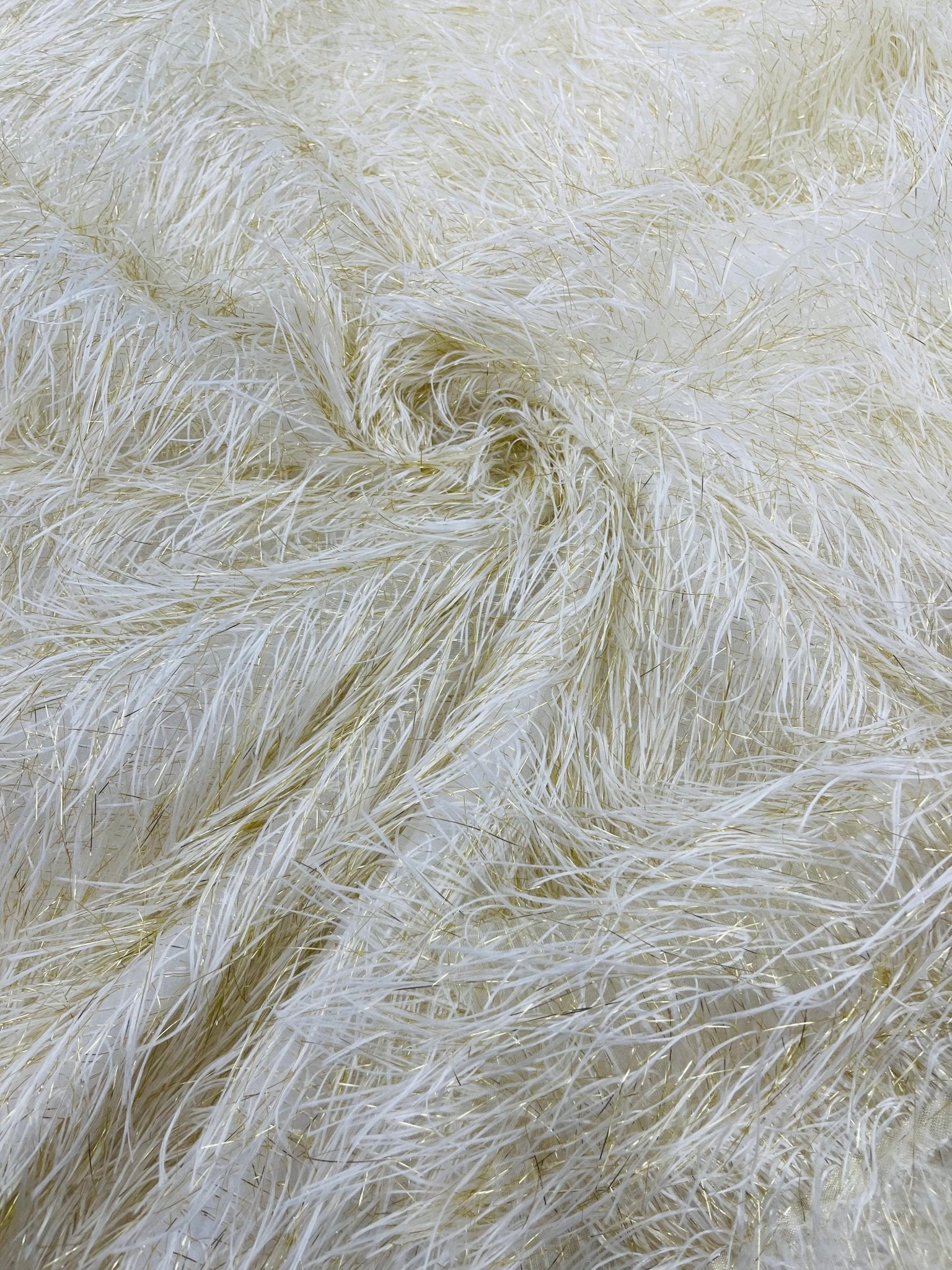 Shaggy Jacquard Faux Ostrich/Eye Lash Feathers Fringe With Metallic Thread (By The Yard) - New Creations Fabric & Foam Inc