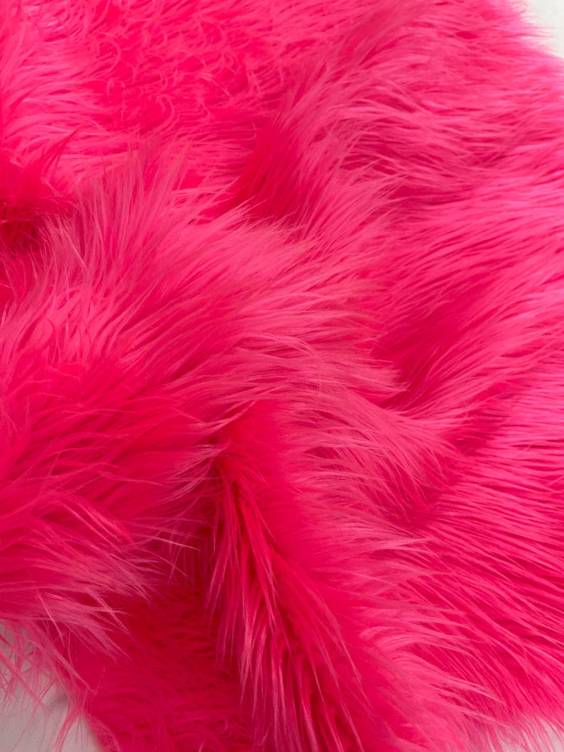 SHAGGY VEGGAN FAUX FUR (by the yard) - New Creations Fabric & Foam Inc