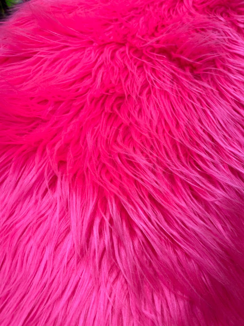 SHAGGY VEGGAN FAUX FUR (by the yard) - New Creations Fabric & Foam Inc