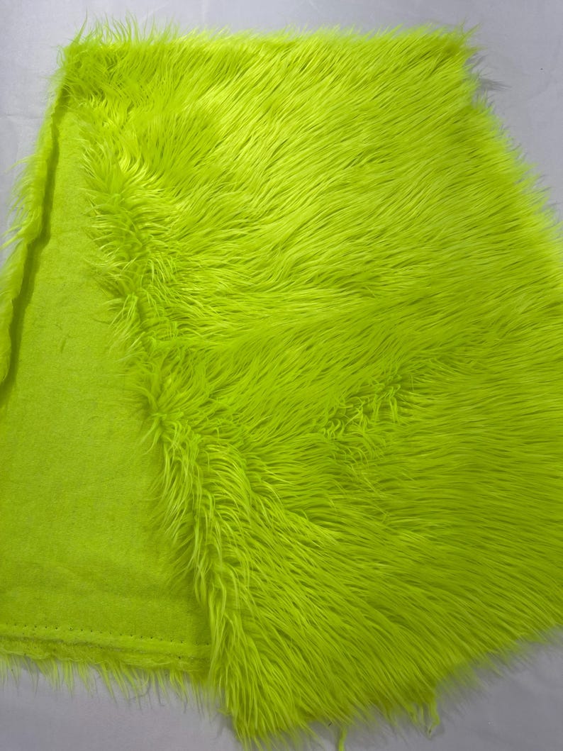 SHAGGY VEGGAN FAUX FUR (by the yard) - New Creations Fabric & Foam Inc