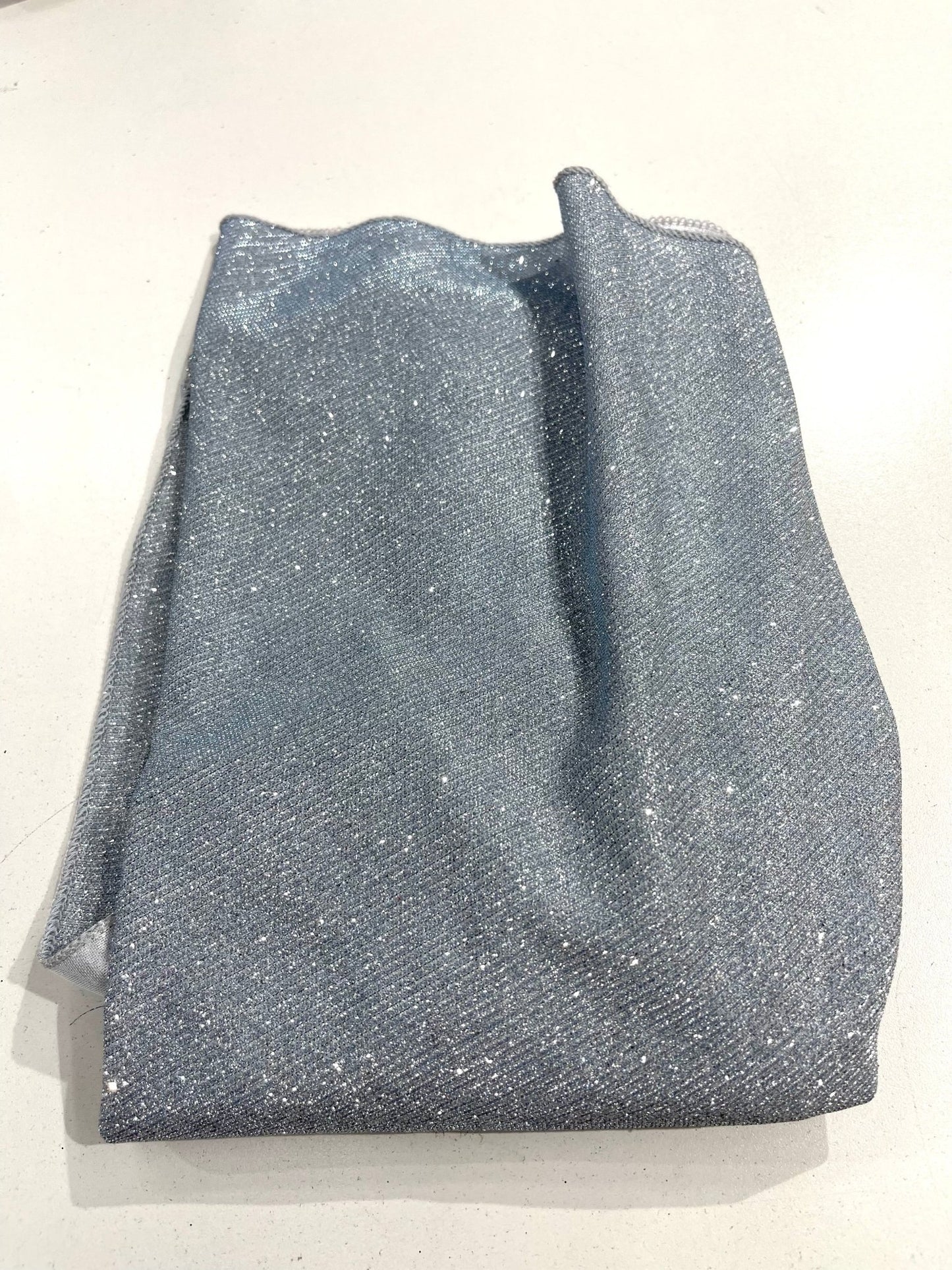 45" ROUND FULL COVERED GLITTER SHIMMER TABLECLOTH - New Creations Fabric & Foam Inc